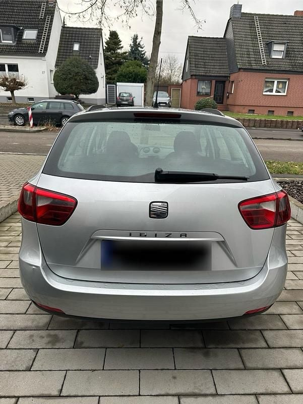 Gebraucht Seat Ibiza 69 PS (50 kW) 2012 Silber Kombi