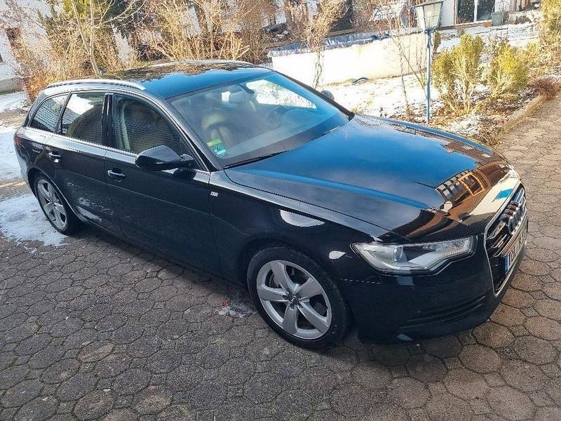 Schwarz Gebraucht 2012 Audi A6 Comfort Kombi | 13.700 € (Fairer Preis) - Bild 1/4