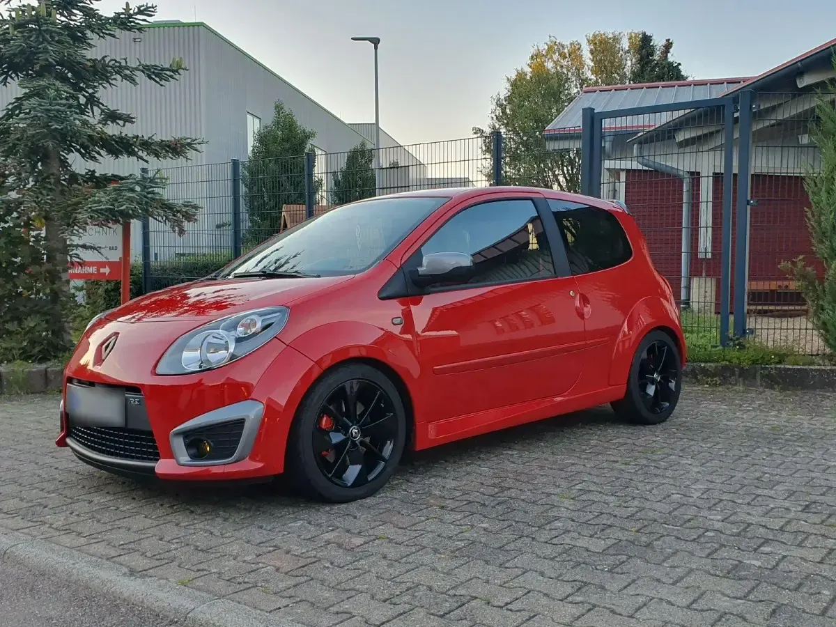 Gebraucht Renault Twingo R.S. 133 PS (97 kW) 2011 Rot Kleinwagen