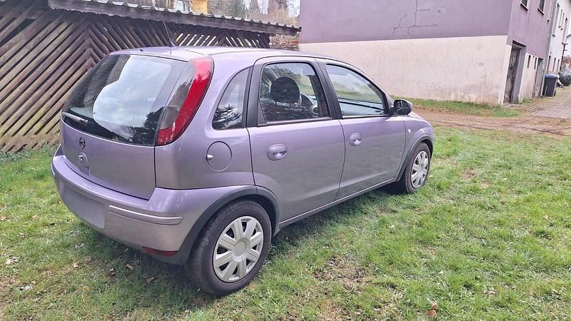 Gebraucht Opel Corsa 90 PS (66 kW) 2004 Kleinwagen