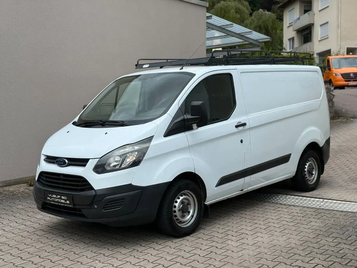 Gebraucht Ford Transit Custom 101 PS (74 kW) 2015 Weiß Van / Kleinbus