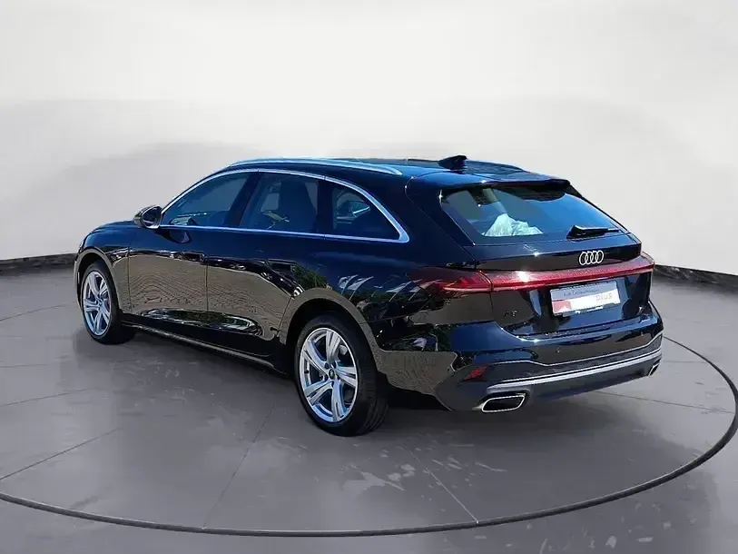 Second-hand Audi A5 Basis 150 CP (110 kW) 2025 Negru Break
