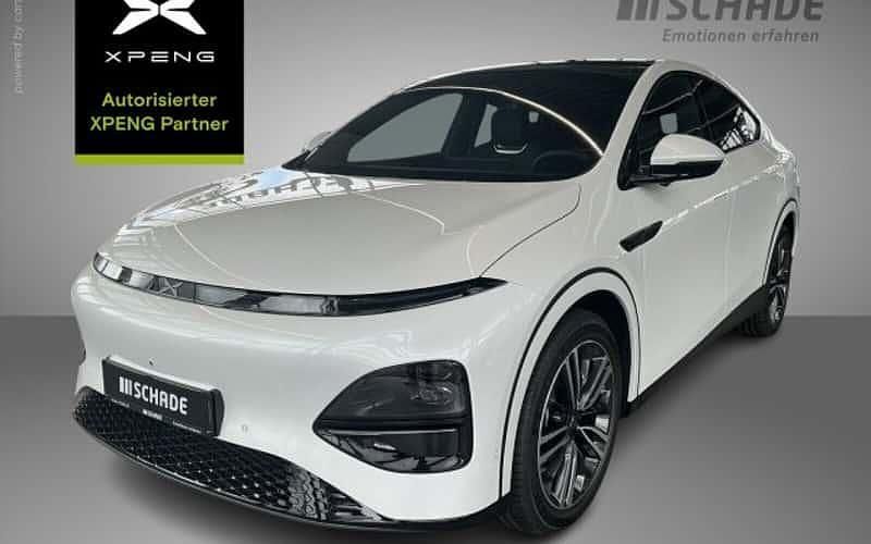 Weiß Gebraucht 2025 XPENG G6 AWD Performance SUV | 43.490 € (Fairer Preis) - Bild 1/4