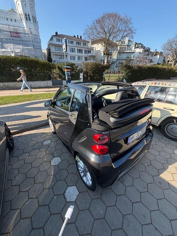 Gebraucht Smart ForTwo Cabrio Pure 71 PS (52 kW) 2013 Schwarz Cabrio