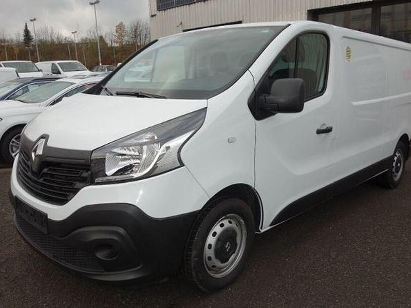 Weiß Gebraucht 2019 Renault Trafic Komfort Van | 17.780 € (Etwas zu teuer) - Bild 1/4