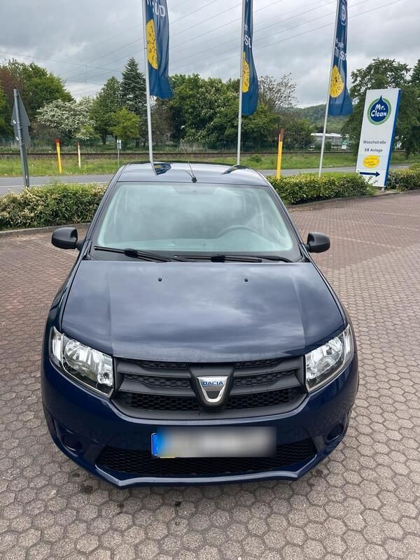 Blau Gebraucht 2014 Dacia Sandero Kleinwagen | 2.990 € (Superpreis) - Bild 1/4