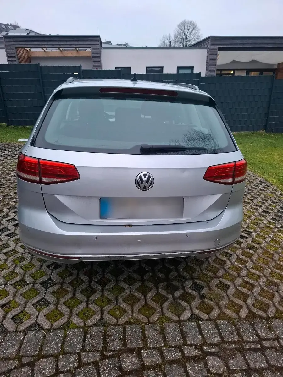 Używany VW Passat 150 KM (110 kW) 2018 Srebrny Kombi