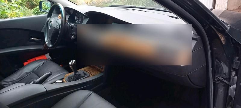 Gebraucht BMW 525 216 PS (158 kW) 2005 Grün Limousine