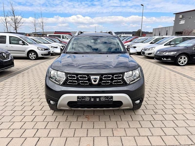 Gebraucht Dacia Duster Comfort 114 PS (83 kW) 2018 Grau SUV