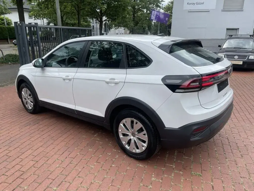Gebraucht VW Taigo Life 95 PS (69 kW) 2022 Pure white SUV