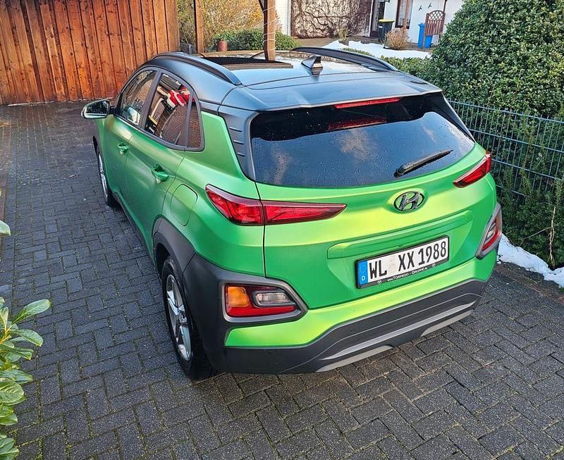 Gebraucht Hyundai Kona Trend 116 PS (85 kW) 2019 Grau SUV