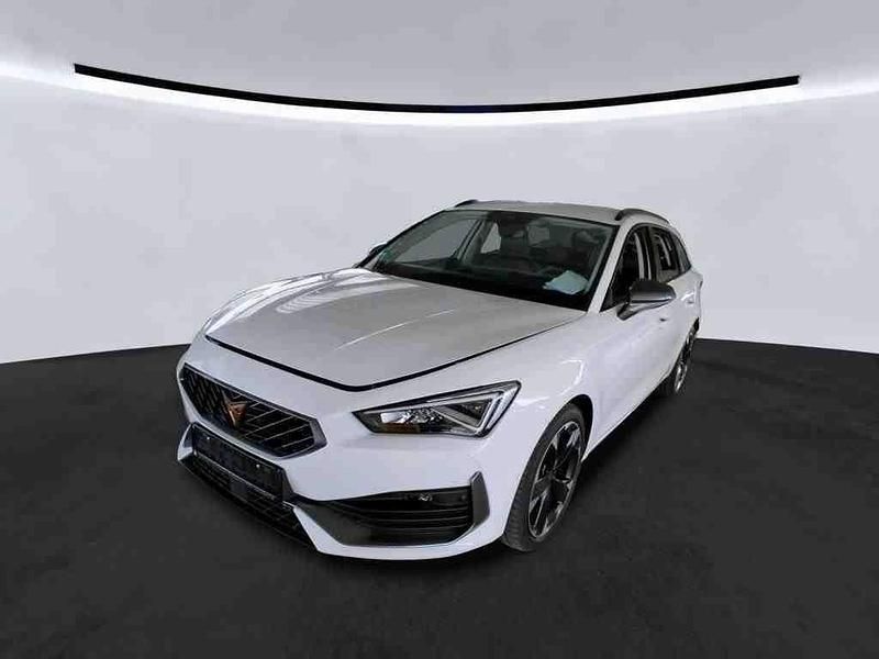 Weiß Gebraucht 2024 Cupra Leon Limousine | 29.750 € (Etwas zu teuer) - Bild 1/4