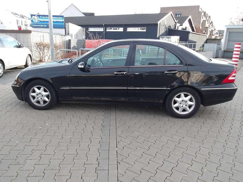 Gebraucht Mercedes C200 Elegance 163 PS (119 kW) 2003 Other Limousine