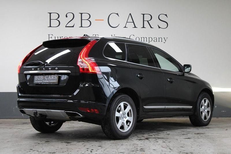 Gebraucht Volvo XC60 Summum 190 PS (139 kW) 2016 Schwarz SUV