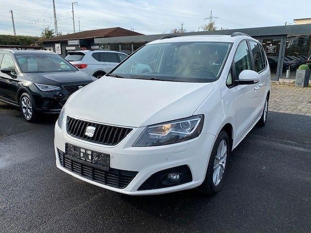 Weiß Gebraucht 2013 Seat Alhambra Style Van / Kleinbus | 21.300 € (Teuer) - Bild 1/4