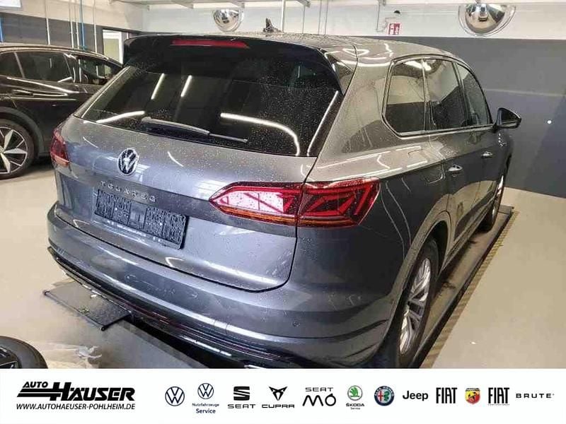 Gebraucht VW Touareg R-line 231 PS (169 kW) 2022 Grau SUV
