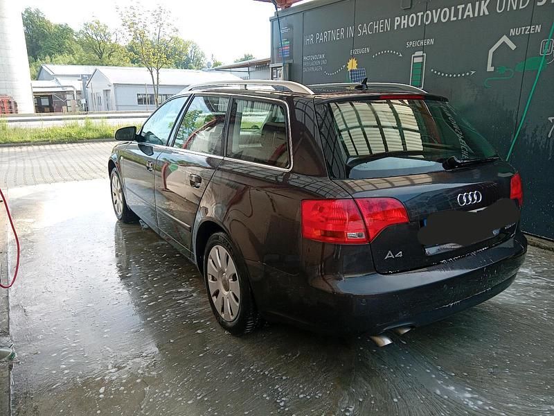 Gebraucht Audi A4 140 PS (102 kW) 2007 Schwarz Kombi