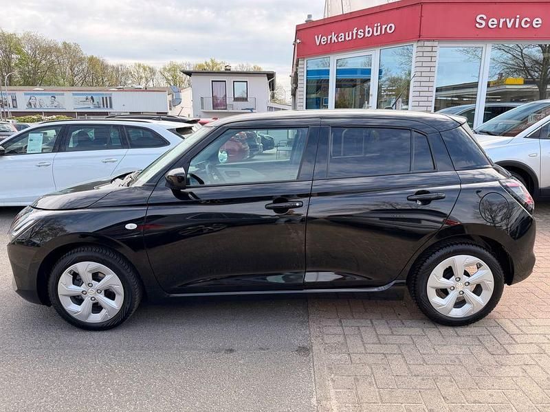 Gebraucht Suzuki Swift Comfort+ 83 PS (61 kW) 2025 Schwarz Kleinwagen
