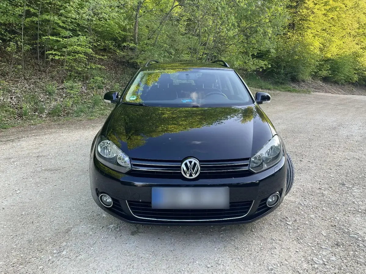 Gebraucht VW Golf VI 122 PS (89 kW) 2011 Schwarz Kleinwagen