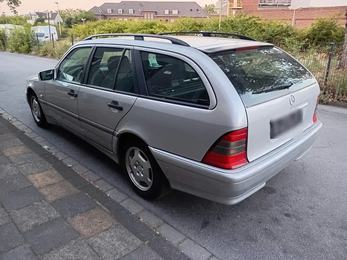 Gebraucht Mercedes C180 122 PS (89 kW) 2000 Kombi