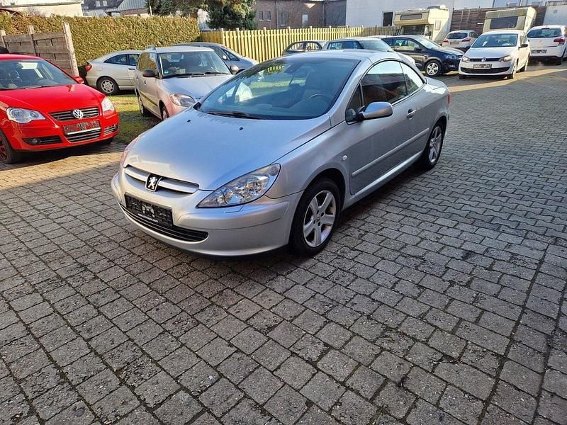 Gebraucht Peugeot 307 CC 136 PS (100 kW) 2003 Silber Cabrio