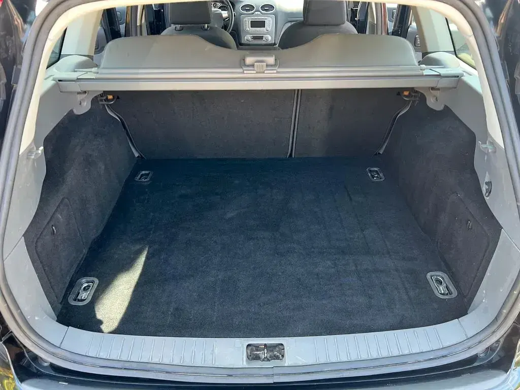 Gebraucht Ford Focus Titanium 125 PS (91 kW) 2009 Schwarz Limousine
