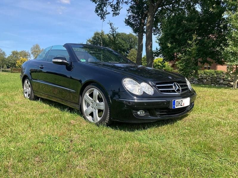 Schwarz Gebraucht 2006 Mercedes CLK200 Cabrio | 6.900 € (Fairer Preis) - Bild 1/4