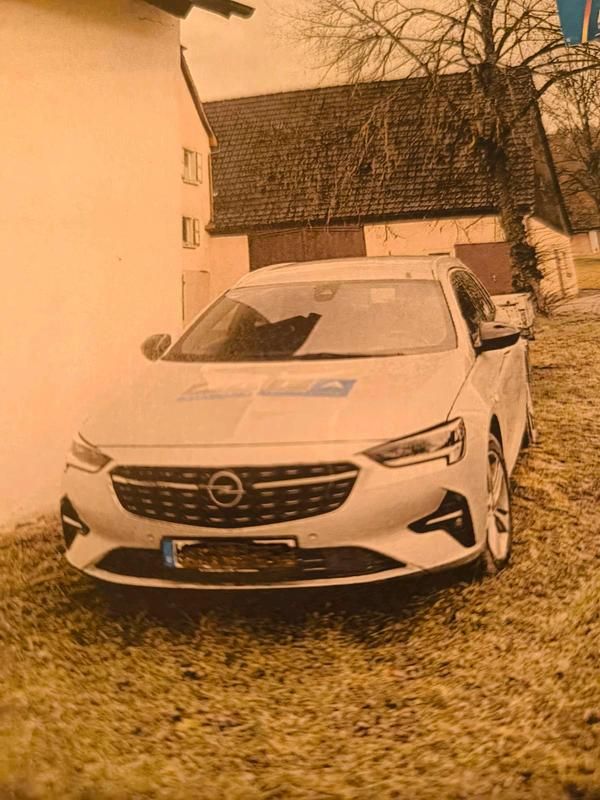 Gebraucht Opel Insignia 174 PS (127 kW) 2021 Silber Kombi