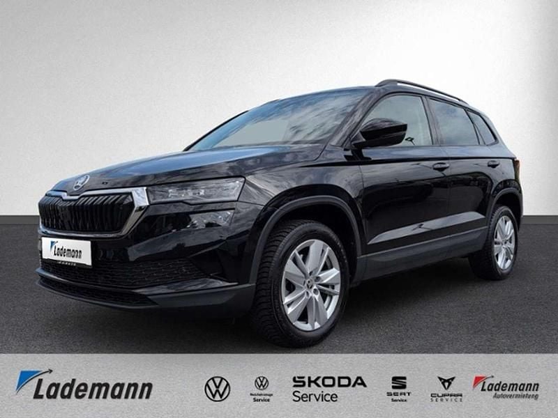 Schwarzmagic perleffekt Gebraucht 2024 Skoda Karoq Selection SUV | 29.984 € (Guter Preis) - Bild 1/4