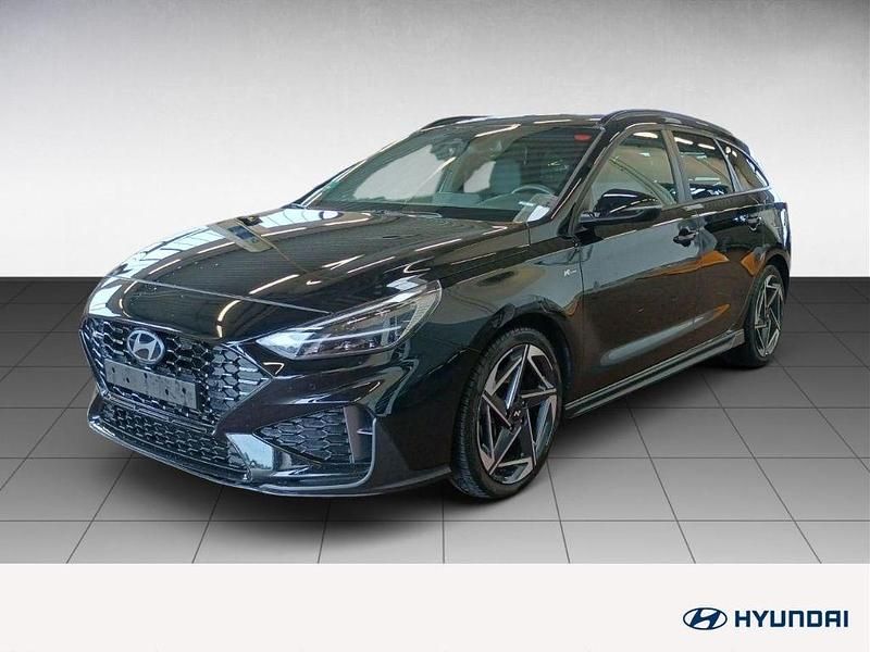 Schwarz Gebraucht 2024 Hyundai i30 N Line Limousine | 24.990 € (Fairer Preis) - Bild 1/4