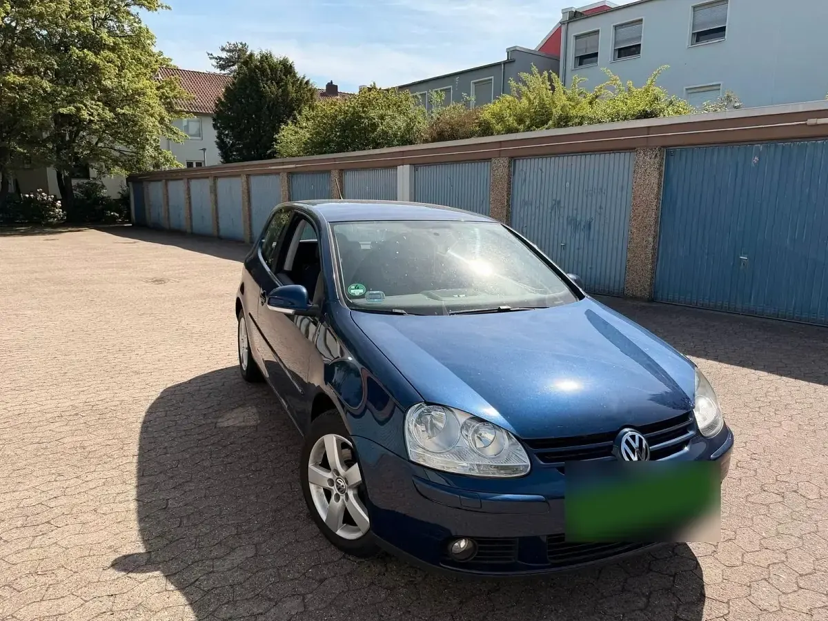 Gebraucht VW Golf V 80 PS (58 kW) 2007 Blau Limousine