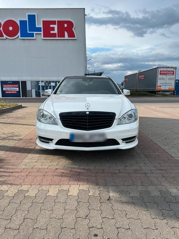 Weiß Gebraucht 2011 Mercedes S350 Limousine | 15.000 € - Bild 1/4