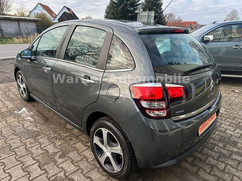 Gebraucht Citroën C3 SELECTION 99 PS (72 kW) 2016 Grau Kombi