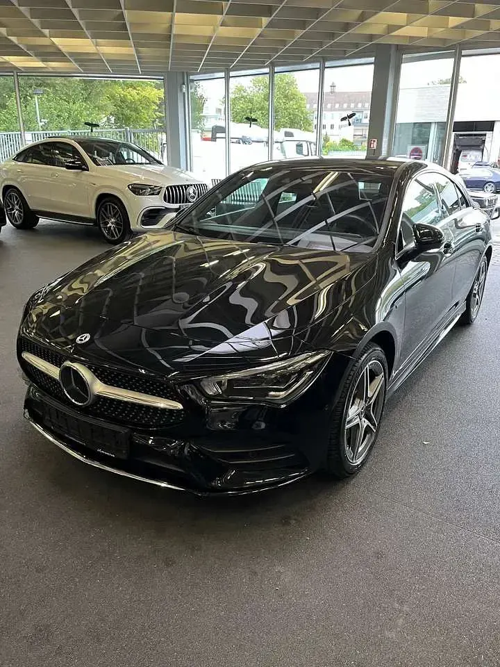 Gebraucht Mercedes CLA250e 160 PS (117 kW) 2021 Schwarz Coupé