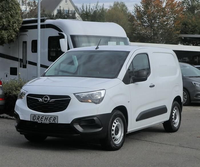 Gebraucht Opel Combo-e Life Edition 100 kW (136 PS) 2023 Kaolin weiß Kombi