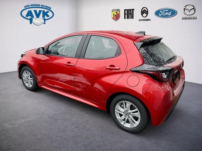 Gebraucht Mazda 2 Center-Line 116 PS (85 kW) 2025 Rot Kleinwagen