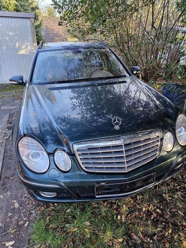Gebraucht 2006 Mercedes E280 Avantgarde Kombi | 2.900 € (Fairer Preis) - Bild 1/4