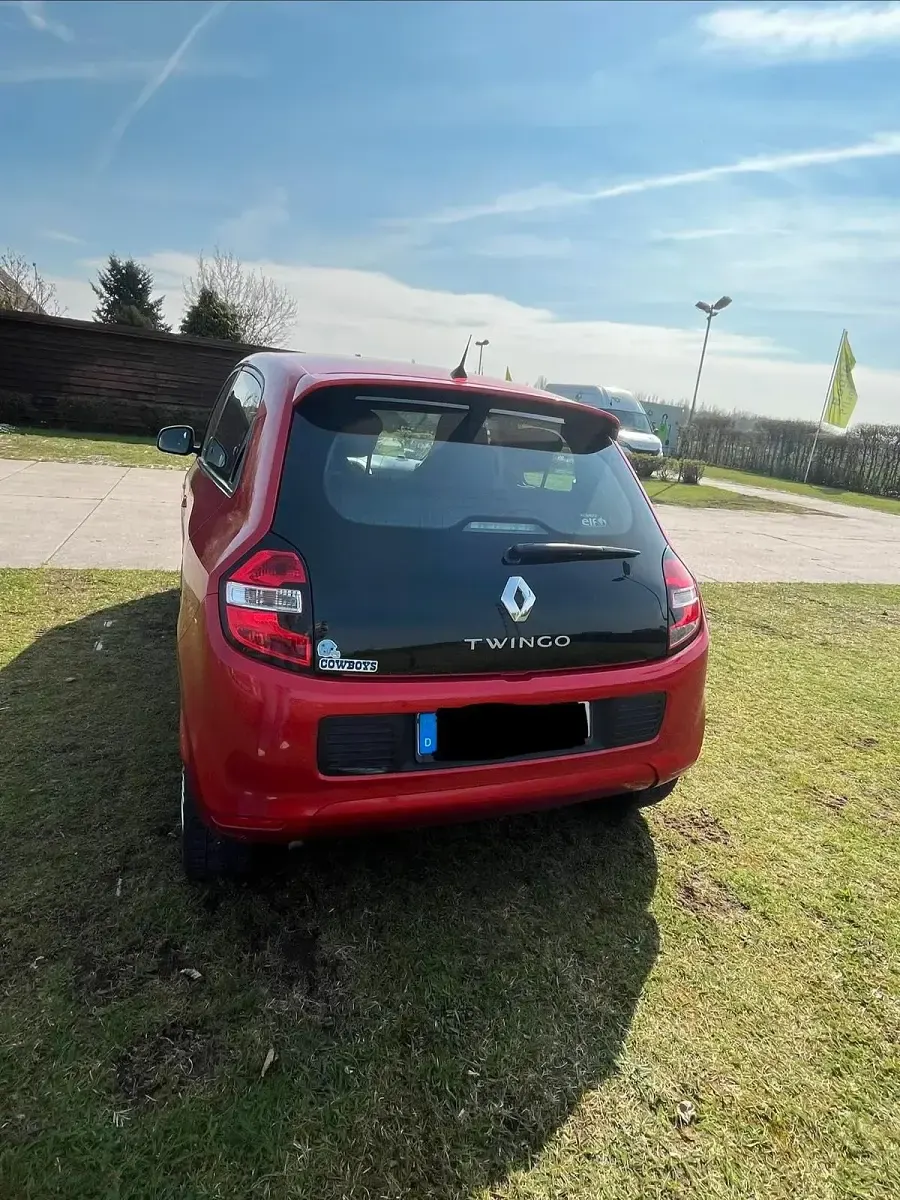 Gebraucht Renault Twingo Life 69 PS (50 kW) 2017 Rot Kleinwagen