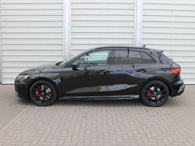 Gebraucht Audi RS3 Sport 400 PS (294 kW) 2025 Schwarz Limousine