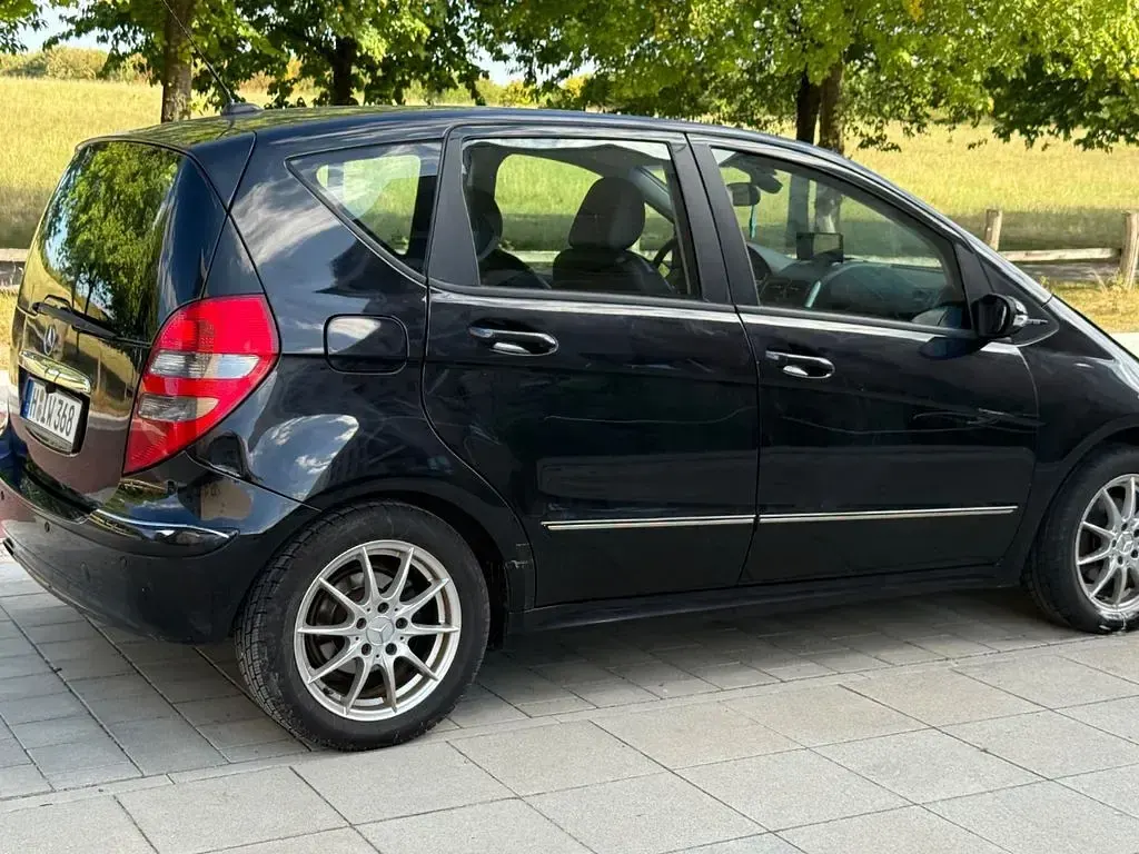 Gebraucht Mercedes A150 Elegance 95 PS (69 kW) 2006 Schwarz Van / Kleinbus