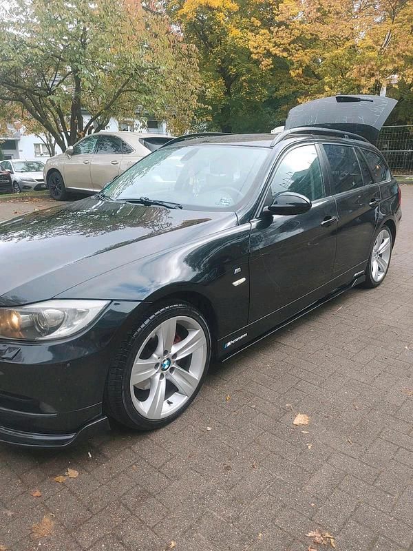 Usata BMW 320 177 CV (130 kW) 2008 Nero Station wagon