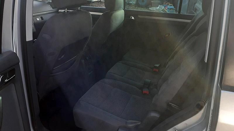 Gebraucht VW Touran 140 PS (102 kW) 2004 Silber Van / Kleinbus