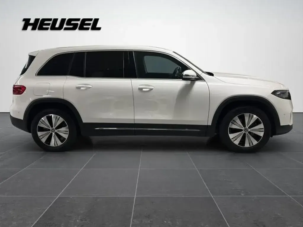Gebraucht Mercedes EQB250 139 kW (190 PS) 2025 Unilack polarweiß SUV