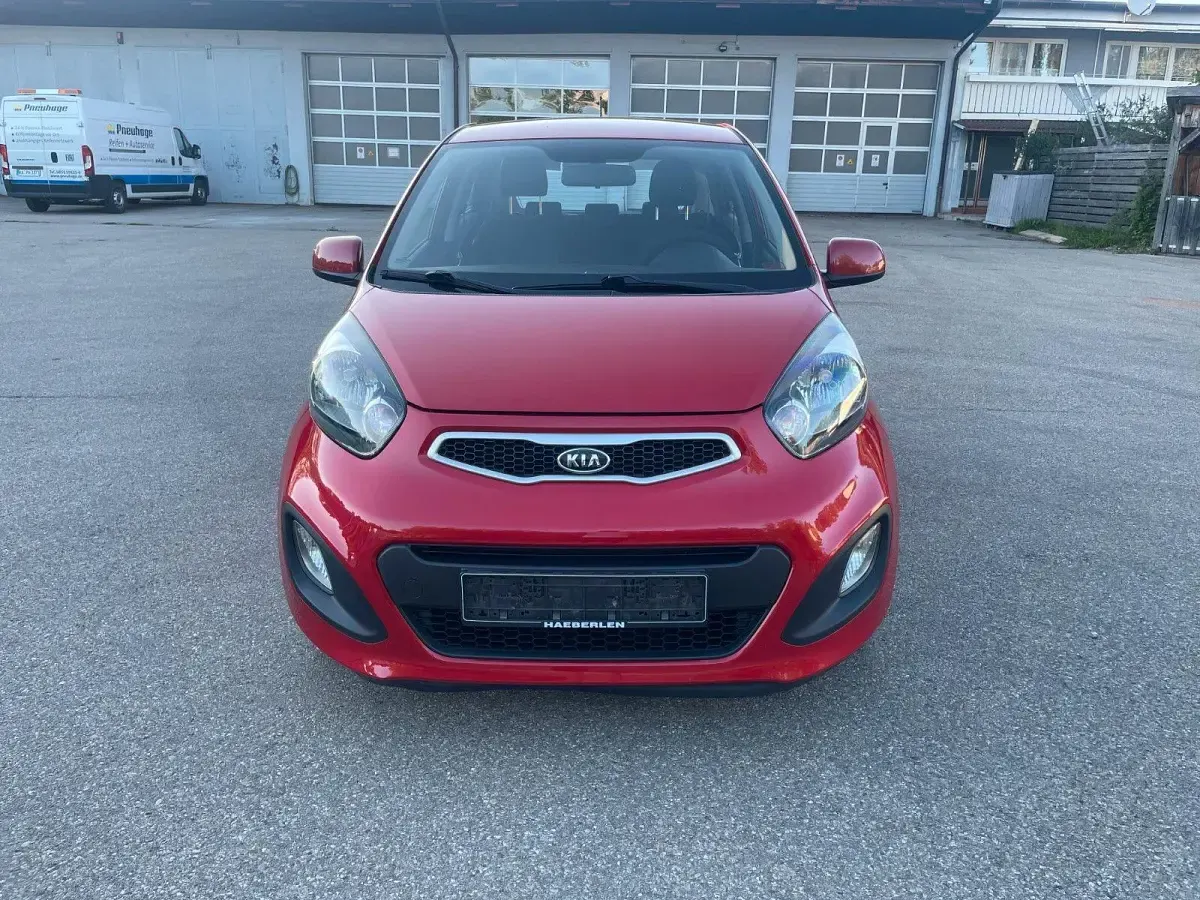 Gebraucht Kia Picanto Edition 7 69 PS (50 kW) 2012 Rot Kleinwagen