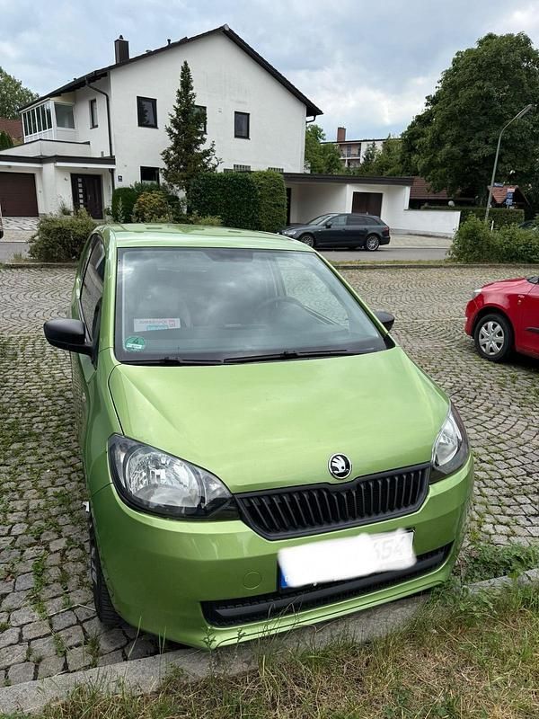 Grün Gebraucht 2016 Skoda Citigo Kleinwagen | 2.500 € (Teuer) - Bild 1/4