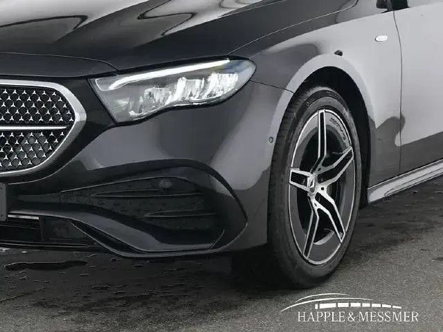 Gebraucht Mercedes E300 313 PS (230 kW) 2025 Lack graphitgrau (metallic) Limousine