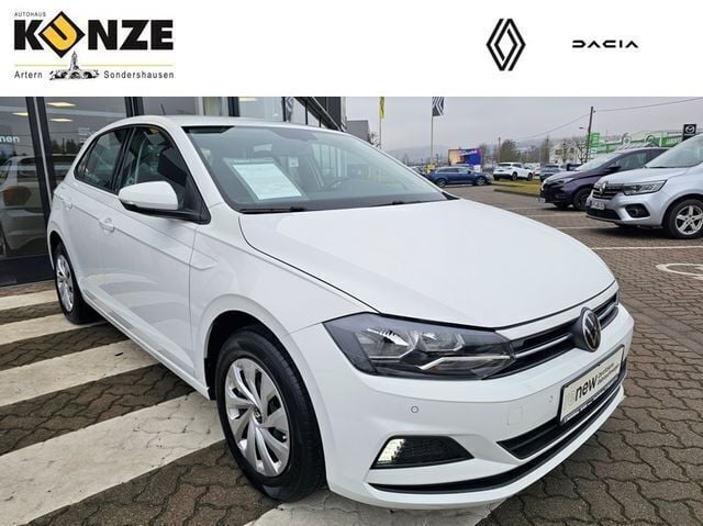 Weiß purewhite (weiß) Gebraucht 2021 VW Polo Comfortline Limousine | 14.990 € (Fairer Preis) - Bild 1/4