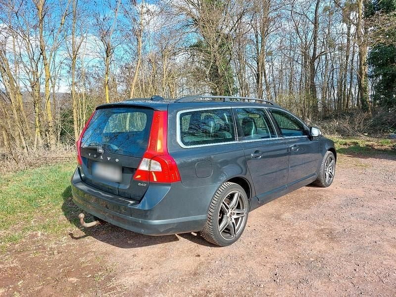 Gebraucht Volvo V70 175 PS (128 kW) 2010 Grau Kombi