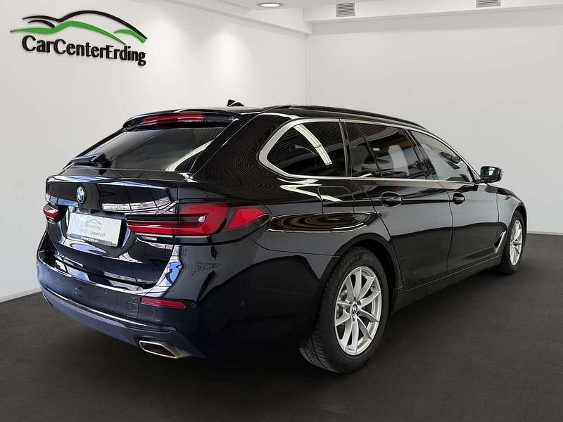 Second-hand BMW 520 190 CP (139 kW) 2022 Negru Break