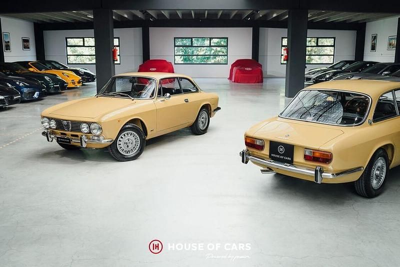 Gelb Gebraucht 1972 Alfa Romeo 2000 Veloce | 56.900 € - Bild 1/4